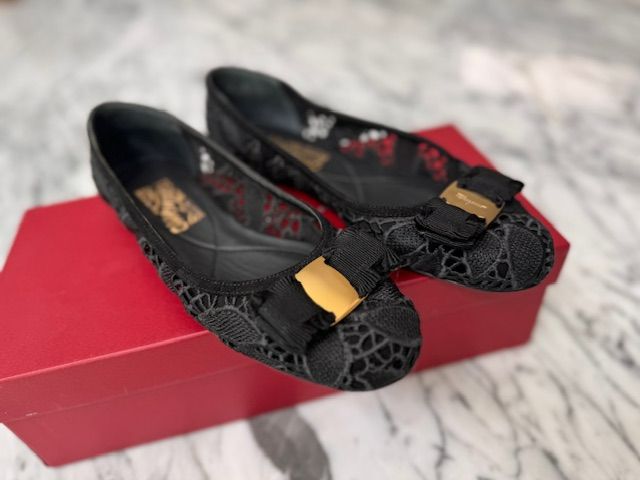 SALVATORE FERRAGAMMO FLATS, 31 (5.5 US)