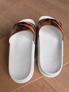 CHRISTIAN LOUBOUTIN, POOL 'BENGALE' SLIDES