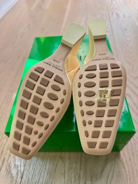 BOTTEGA VENETA PUMPS, 36/US 6