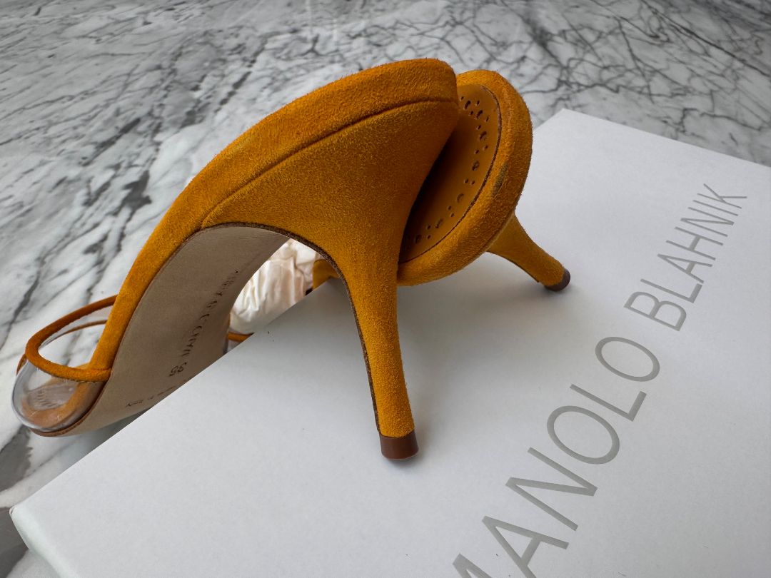 MANOLO BLAHNIK MULES, 36/US 6