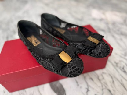 SALVATORE FERRAGAMMO FLATS, 31 (5.5 US)