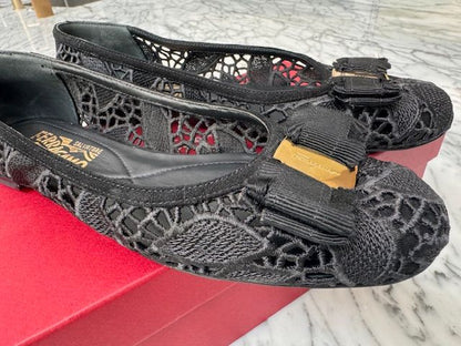 SALVATORE FERRAGAMMO FLATS, 31 (5.5 US)