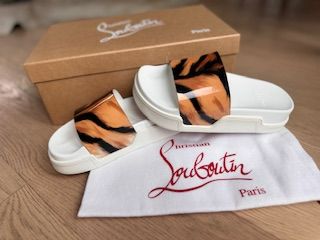 CHRISTIAN LOUBOUTIN, POOL 'BENGALE' SLIDES