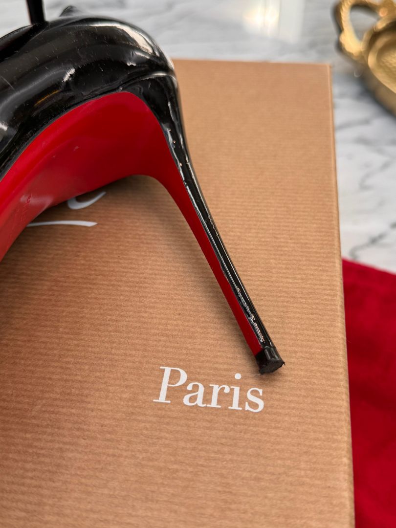 CHRISTIAN LOUBOUTIN DESIGNER HEELS, 37.5 (US 7/7.5)