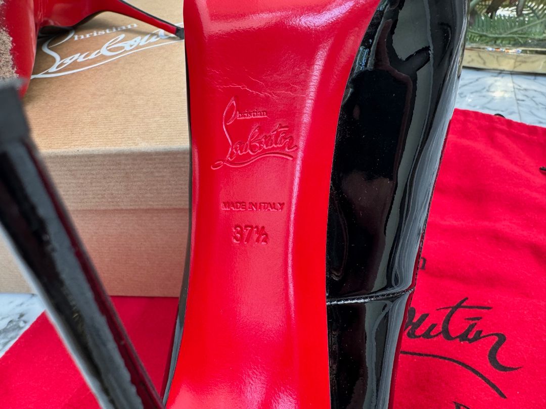 CHRISTIAN LOUBOUTIN DESIGNER HEELS, 37.5 (US 7/7.5)