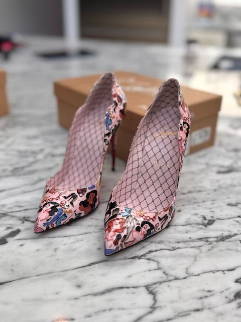 CHRISTIAN LOUBOUTIN DESIGNER HEELS, 37.5 (US 7/7.5)