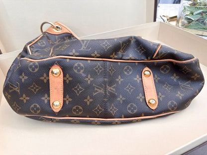 LOUIS VUITTON DESIGNER HANDBAG, SHOULDER BAG